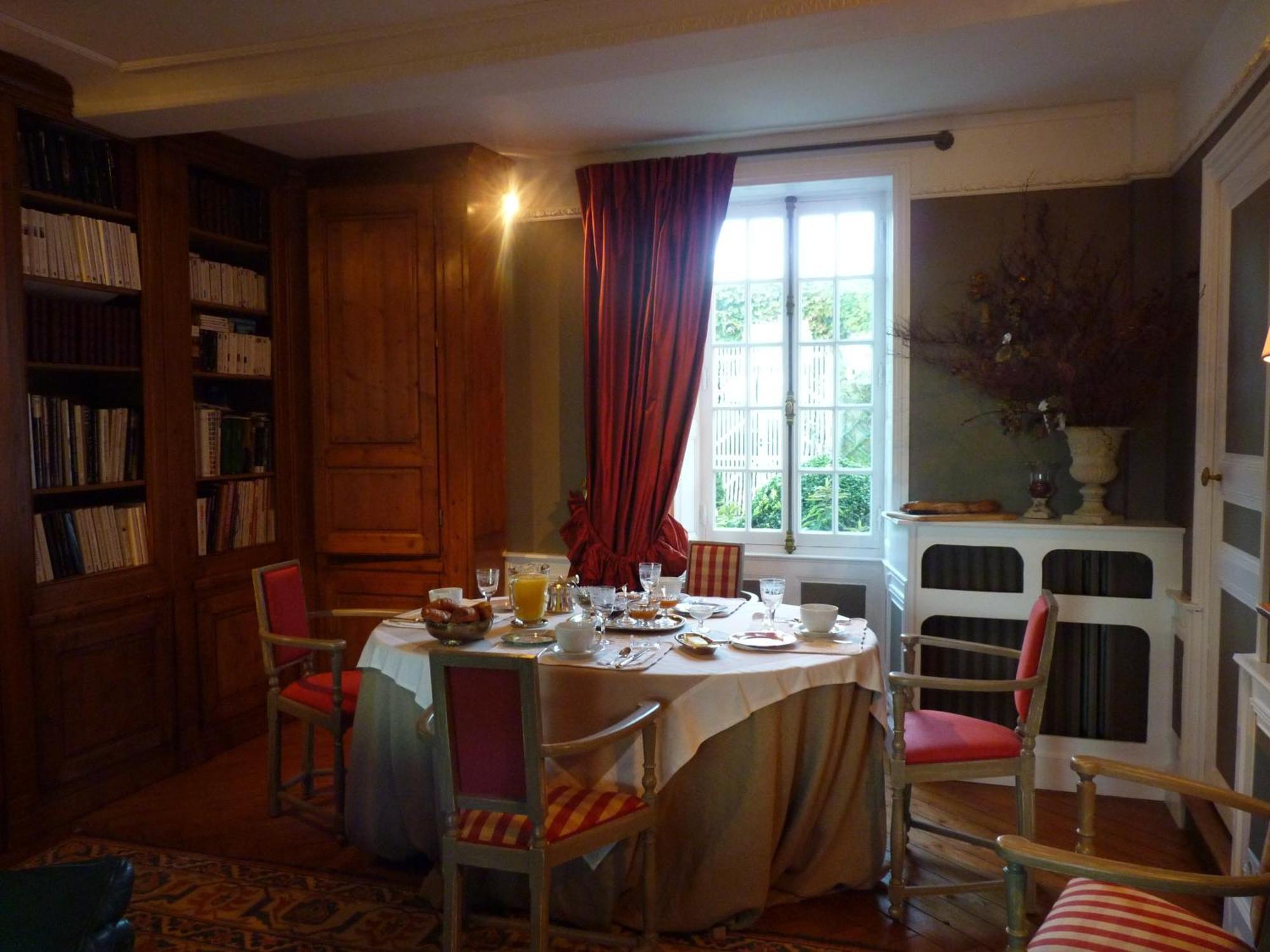Chambres D'Hotes Le Petit Sully Eksteriør billede