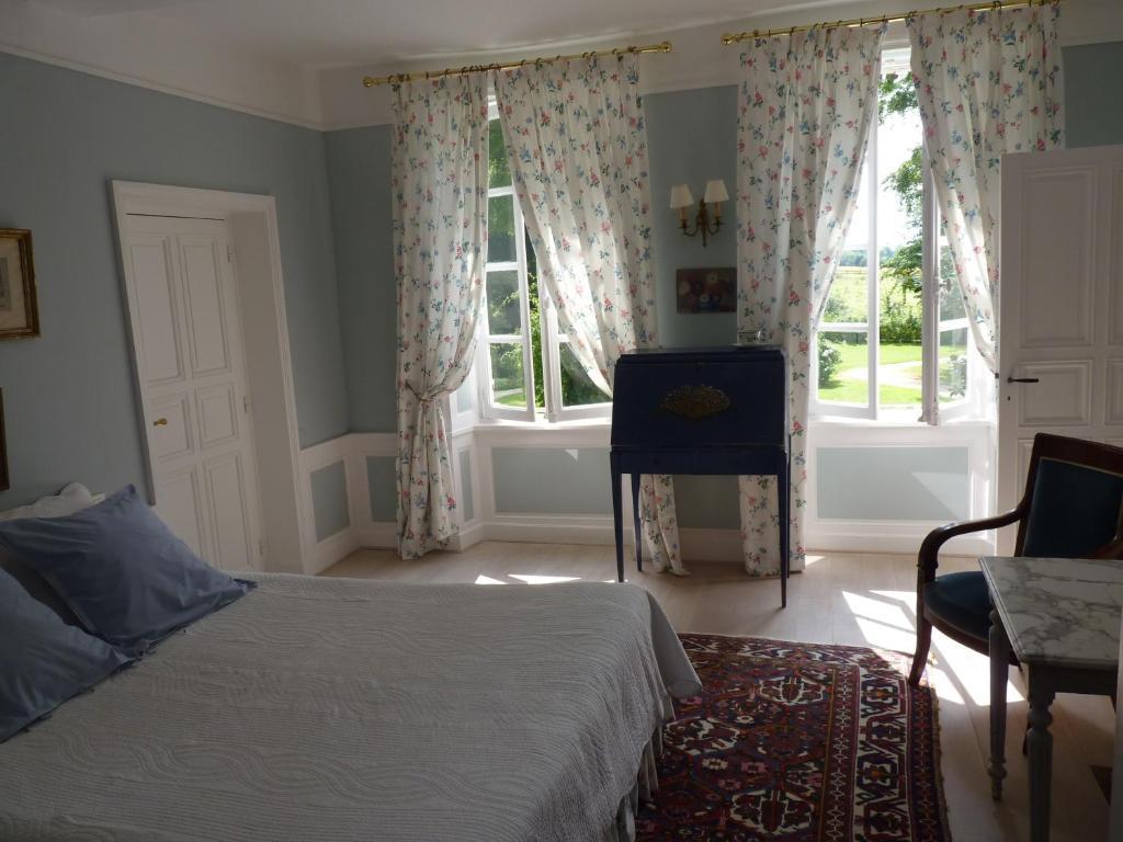Chambres D'Hotes Le Petit Sully Værelse billede